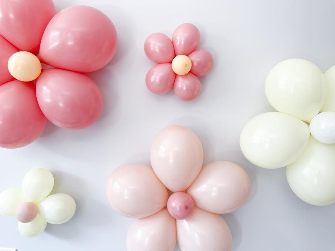 Lot De 96 Guirlandes De Ballons En Forme De Marguerite - Pour Anniversaire, Fête Prénatale Lot De 96 Guirlandes De Ballons En Forme De Marguerite - Pour Anniversaire, Fête Prénatale