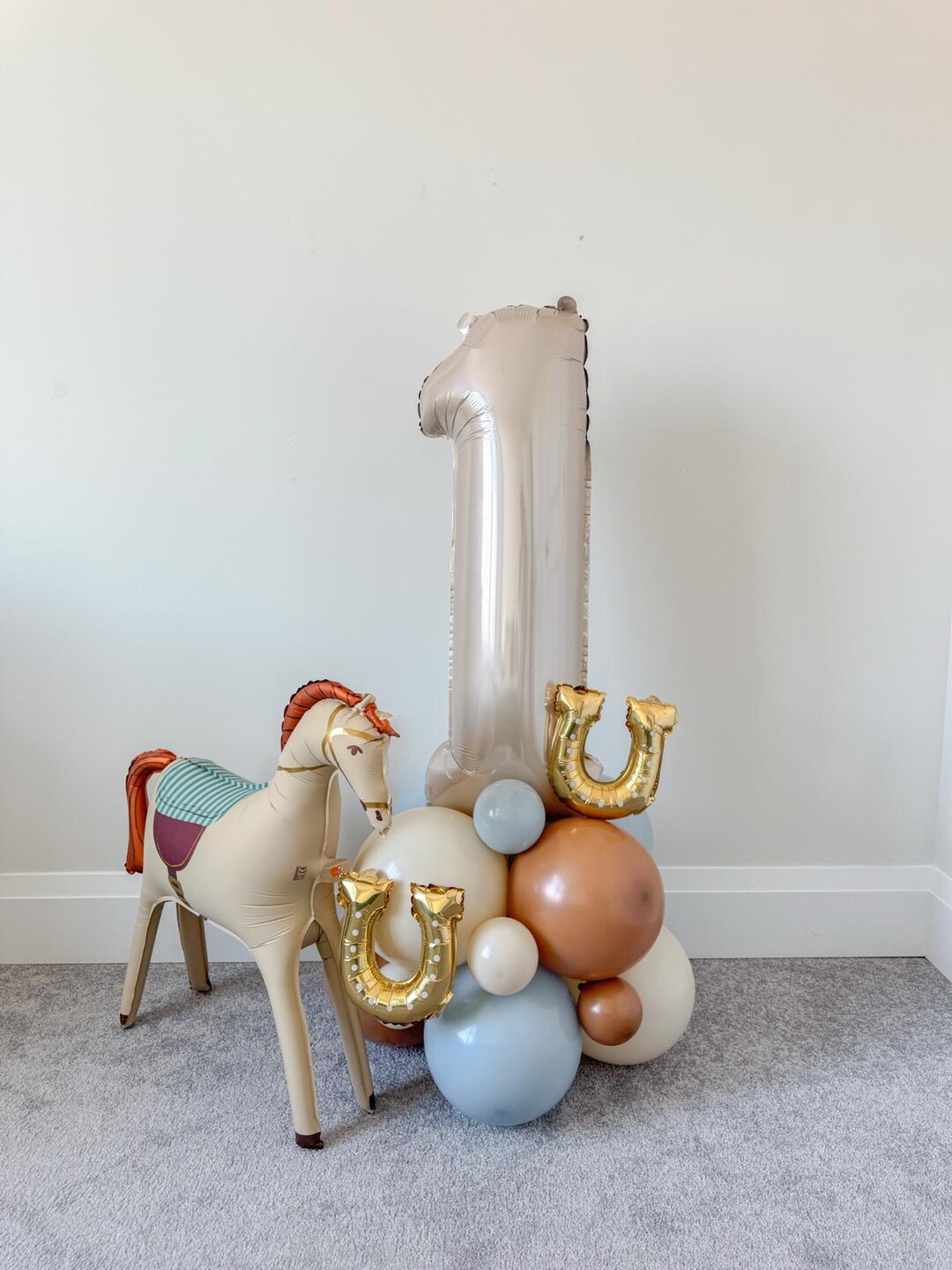 My Little Pony Horse Balloon Tower Boys First Rodeo Balloon Display Go ...