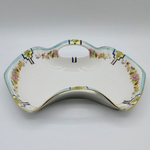 Antique Maruki Bowl ~ Handpainted Nippon Porcelain Bowl With Handles ~ Curved Form Nippon Pottery ~ Candy Dish ~ Maruki Symbol 1912 to 1921