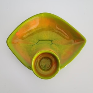 Vintage California Pottery Chip & Dip Bowl ~ Made in USA ~ Mid Century Ceramic Platter With Dipping Bowl ~ Fan Shaped Chip and Dip Set