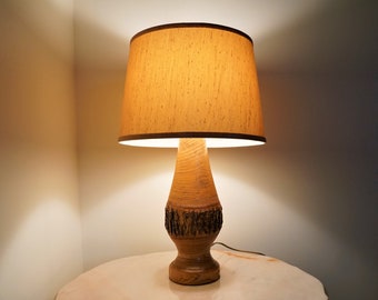 Mid Century Turned Wood Lamp With Live Edge ~ Turned Wood With Live Edge Table Lamp ~ Vintage Table Lamp
