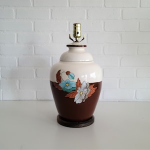 Vintage Ceramic Table Lamp With Floral Motif ~ Late Mid Century Hand Decorated Ceramic Table Lamp ~ Urn Shaped Ceramic Lamp With Flowers