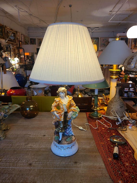 Vintage CAPODIMONTE Porcelain Figurine Lamp Base | 1970s Ceramic Table Lamp | Made In Italy | Hand Crafted and Hand Painted | Home Decor