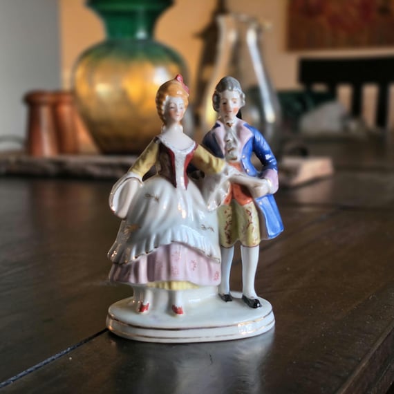 Vintage Handpainted Porcelain Figurine | Occupied Japan | Colonial Courting Couple | 1950s | Made in Japan | Collectible