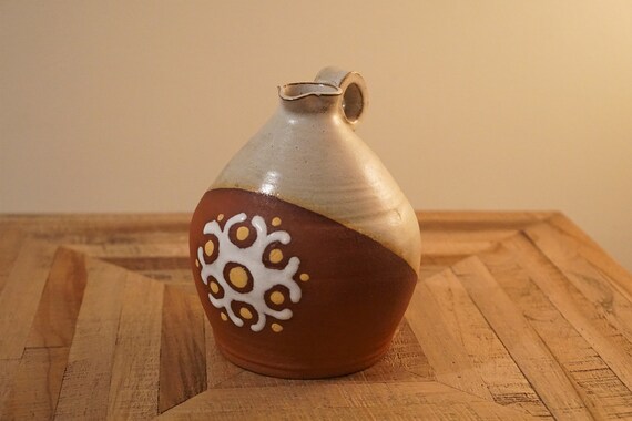Vintage HELGA SZECSI Pottery Mini Pitcher / Signed Studio Pottery / Quebec Art Ceramic / Canadian Pottery