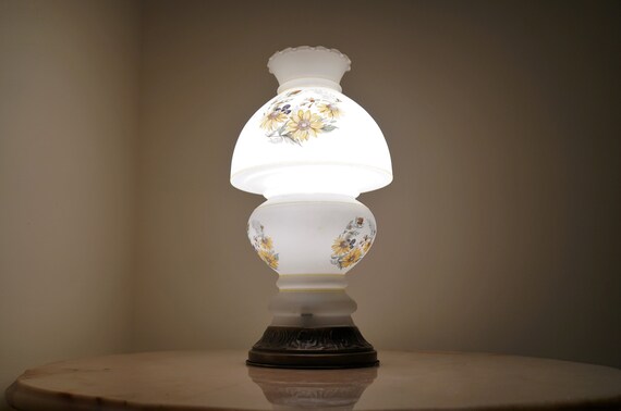 Vintage GWTW Style Lamp ~ Glass Table Lamp ~ 1970s Table Lamp