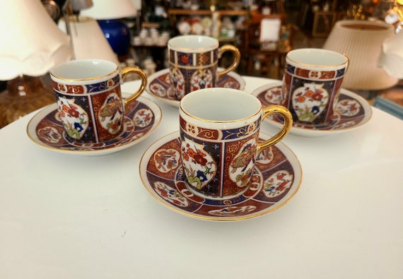 Vintage Imari Teacups And Saucers | Set of 4 | 1970s Demitasse Ceramic Drinkware | By Pearl China | Kitchenware