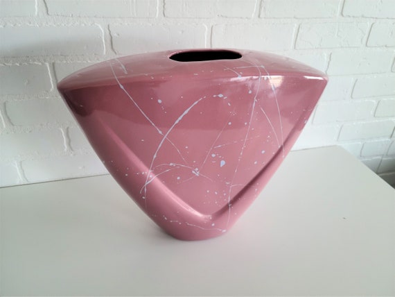 Large Abstract Triangular Ceramic Vase ~ Retro 1990s Vase ~ Vintage Pink Ceramic Vase with White Splatter Pattern on Embossed Form