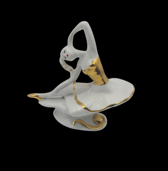 Vintage CAPODIMONTE Porcelain Ballerina Figurine | Made in Italy | Collectible