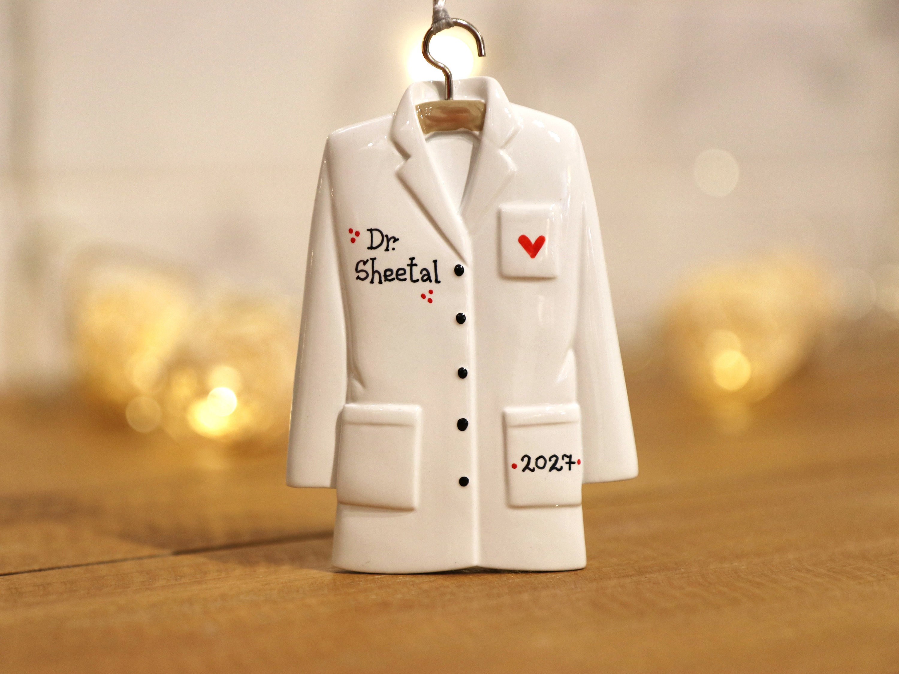 Lab Coat Personalized Christmas Ornament, Doctor Christmas Ornament, White Coat Ornament, Gift for Doctor, Medical Student Ornament, Intern.