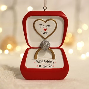 Scatola rossa per anello di fidanzamento, decorazione natalizia personalizzata, decorazione di fidanzamento, siamo fidanzati, ha detto sì, decorazione sposami.