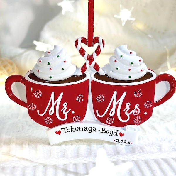 Adorno navideño personalizado de chocolate caliente para el señor y la señora, adorno para el primer matrimonio en Navidad, adorno para pareja de recién casados, adorno para boda.