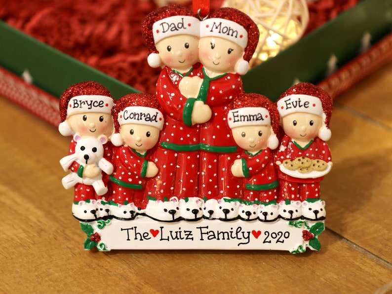 Pajama Family of 6 Personalized Christmas Ornament, 6 Family Ornament ...