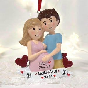Gepersonaliseerd kerstornament voor stel, we verwachten ornament, ouders cadeau, zwangerschapsornament.