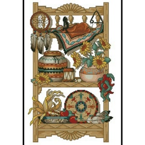 Puede incluir: Una estantería de madera de dos niveles, decorada con artículos de inspiración nativa americana. La repisa superior presenta un atrapasueños, una manta y girasoles. La repisa inferior tiene un jarrón de cerámica, un tambor, un escudo y más girasoles.