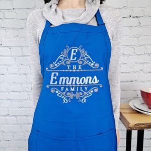 Customizable apron Personalize name custom embroidered kitchen cooking apron with pockets