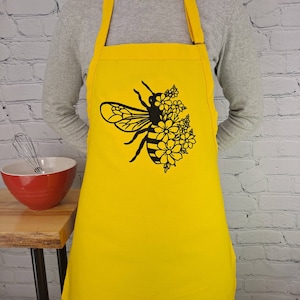 Embroidered Bee Apron: Floral Garden Kitchen Gift