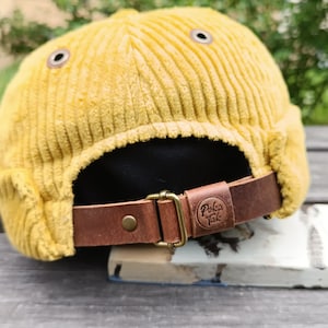 Corduroy Brimless Docker Hat
