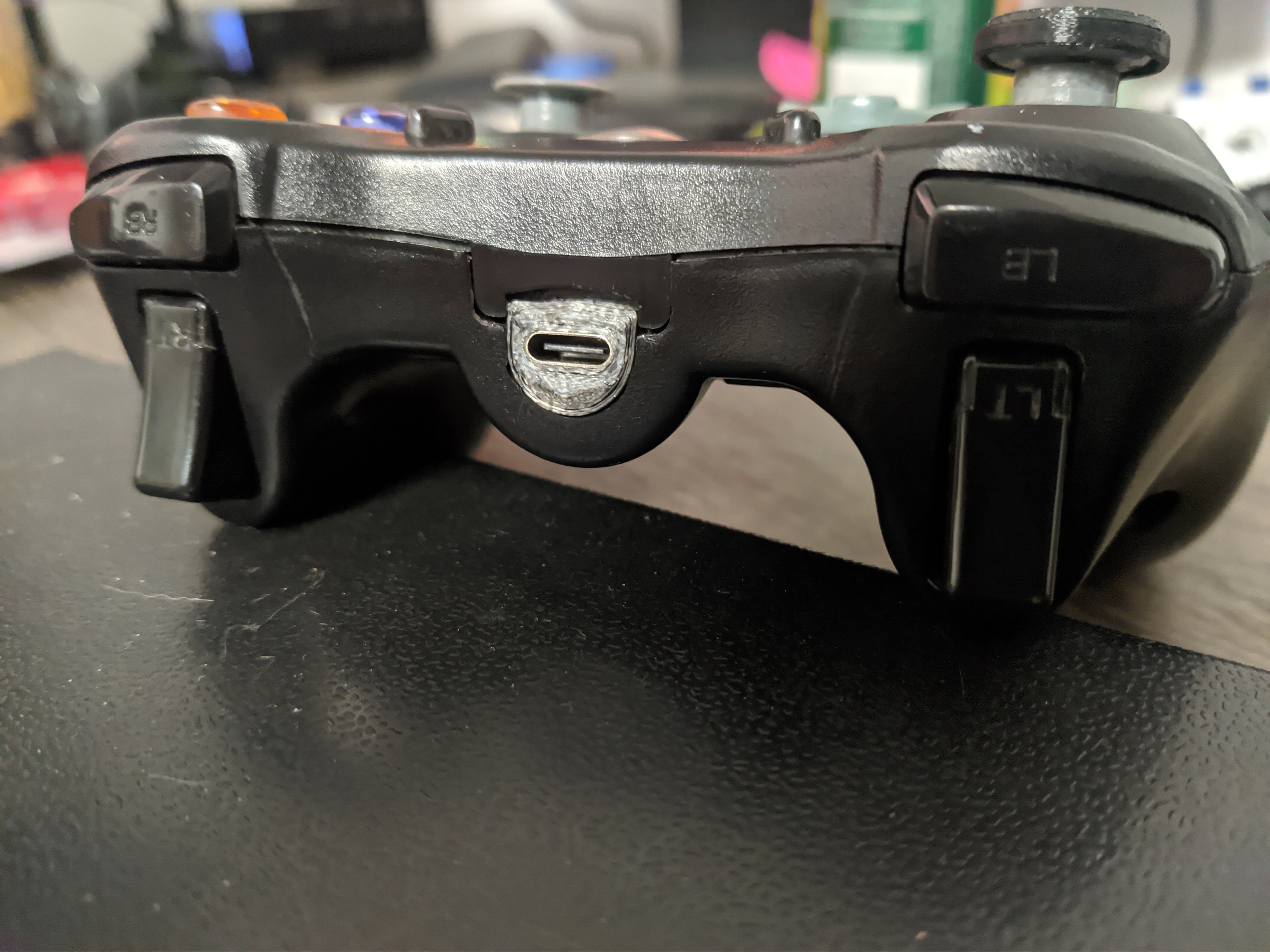 Modded an Xbox 360 controller to use a USB-C port. : r