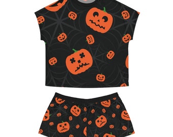 Halloween Pajama Set: Women&#39;s Pumpkin Print Sleepwear