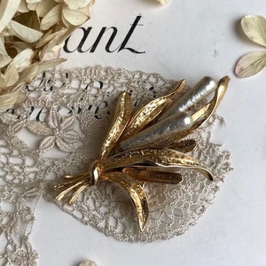 Vintage Brooch