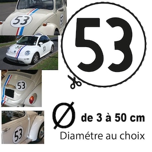 Puede incluir: Un Volkswagen Beetle blanco con una franja negra y azul y un círculo blanco grande con el número 53 en negro. La imagen muestra el coche desde diferentes ángulos. El texto debajo del coche dice "Ø de 3 à 50 cm Diamétre au choix".