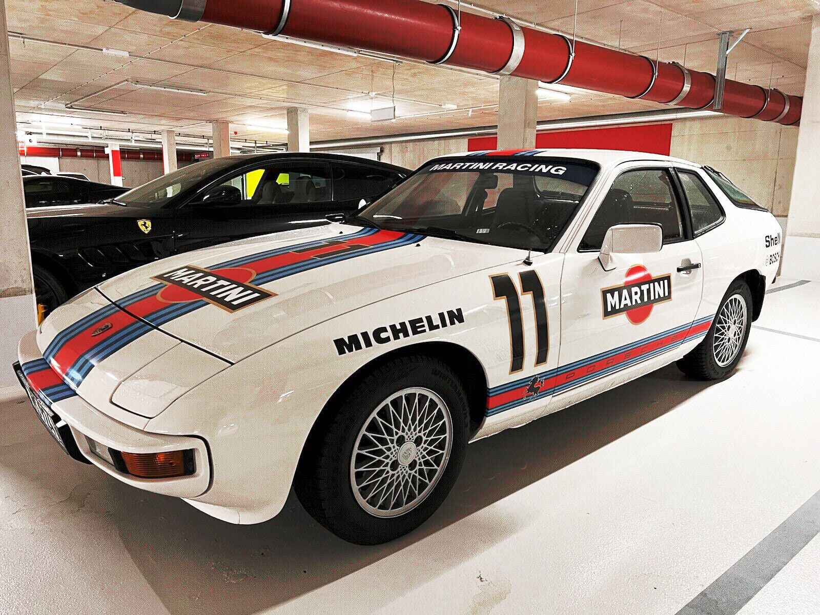 Martini Racing マスタング　ボディー Porsche 924 & 944 Martini Racing Le Mans Stripe + Race Number of
