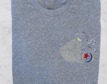 Shirt lamp en bal, geborduurd shirt P1x.ar