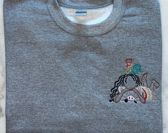 Felpa Island Princess, ricamo ispirato alla Polinesia