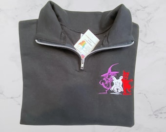 Halloween-sweater heks, skelet en duivel: op NBC geïnspireerd feest