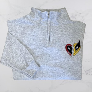 Deadp00l und W0lfie Sweatshirt, Halb Mann, Halb Held Sweatshirt, Besticktes Sweatshirt, Beste Freunde Shirt