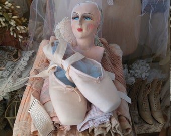 Anciens chaussons de ballet en tulle satiné pointes « Merlet » France dansé shabby chic rose délavé abricot ballet boudoir chaussures vintage taille 25