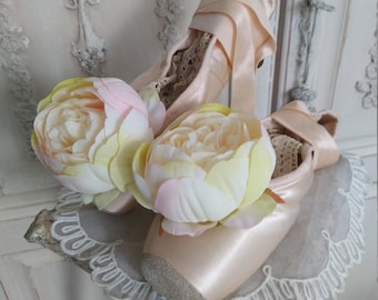 Sweet Satin Ballet Shoes Pointe Shoes Dancing Shabby Chic Faded Pink Peony Apricot Ballet Boudoir Bohemian Authentic Vintage Shoes