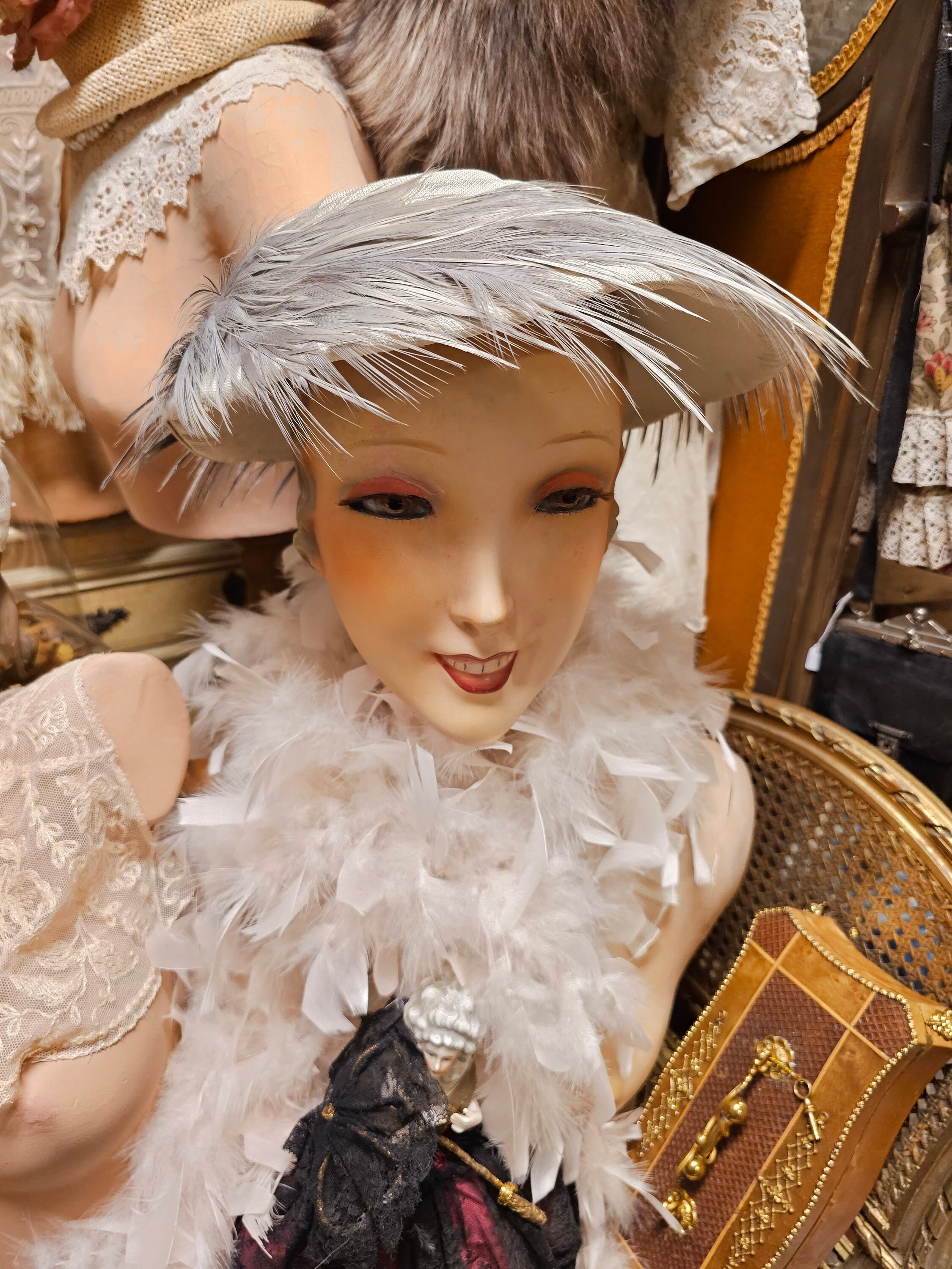 Vintage Paris Prestige Création Brocante Feathers Ladies Hat 40/50s France Hat Off White Beige Gray Antique French Style Satin Handmade