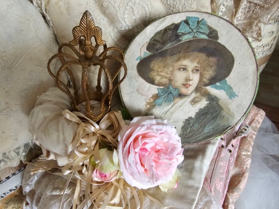 Beautiful Romantic Large Vintage Madonna Crown Br… - image 1