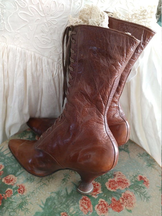 Antique noble Victorian women's boots lace-up boo… - image 9