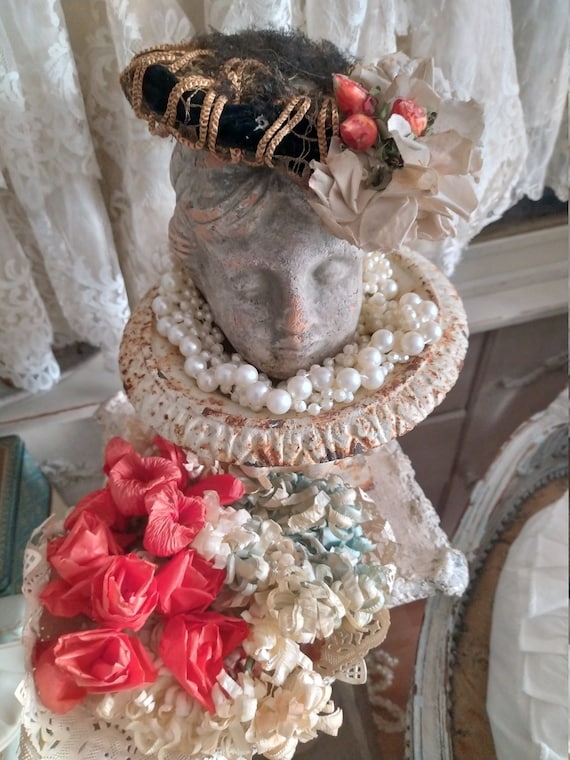 Charming: Antique Floral Hat Cage 1900 Silk Velvet Roses  display picture 1