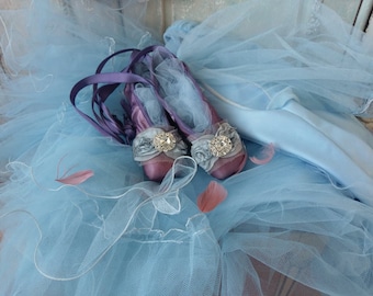 Silk Leather Ballet Shoes Danced Shabby Chic faded Lilac Purple Violet Blue Roses Ballet Boudoir Pointe Broche Cristaux Tulle