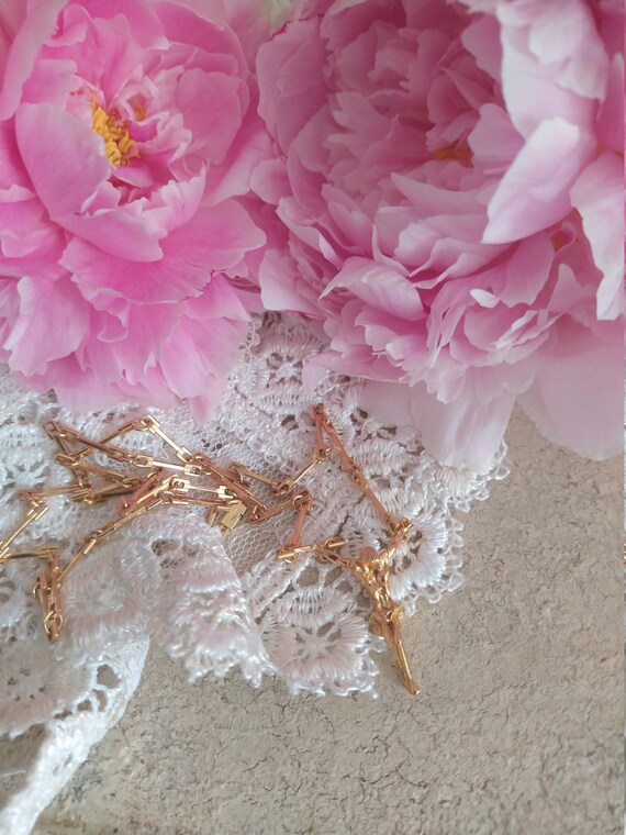 Vintage in gold Jesus Christ Corpus Christi necklace… Gem