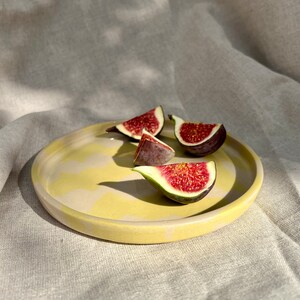 Ceramic plate YELLOW MARBLE / Colorful stoneware plate / Dessert plate / Dinner plate / Nerikomi ceramics / Handmade tableware