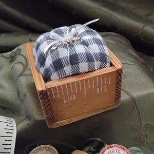 unique pincushion,  handmade sewing pincushion,  country box pincushion,