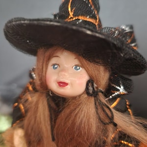 Halloween witch,Halloween table decor,witch figurine, Halloween spuncotton,OneOfAKind figurine,handmade Halloween witch,whimsical witch