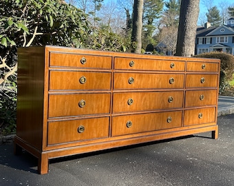 Drexel Heritage Avenues 12 Drawer Dresser