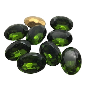 48pcs - 18x13mm. Olivine Faceted Oval Vintage Glass Crystal Point Back - foiled Rhinestone
