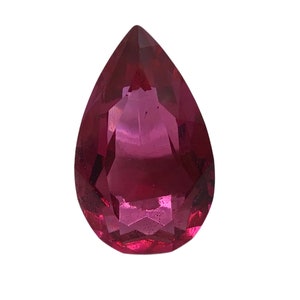 Lot 12 st. 18x10,6 mm Rubin Vintage Facetterad Glassten. Päronformad. Ofolierad.