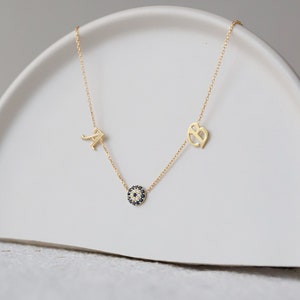 Collar de dos letras de mal de ojo, collar de letras delicadas, collar de mal de ojo, collar de letras, regalo para ella