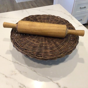 vintage Handcarved Wooden Rolling Pin, Cookware, Baking Utensils