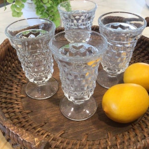 Vintage footed juice glasses, beverage glasses, breakfast glasses, juice glasses