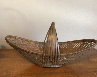 vintage handwoven Gathering basket, wicker basket, decorative baskets