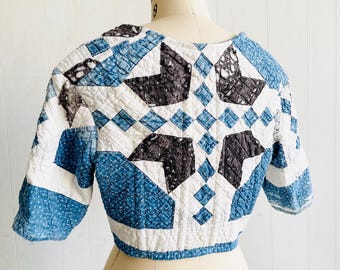 Quilt Corset / Medium / Vintage Tattered Quilt Corset Top / Cropped Lace Up made from an old quilt / Indigo Star / Oscilatey